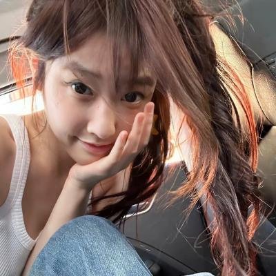 妮娜的抉择 封面